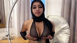 ARABIAN MUSLIM GIRL WITH HIJAB FUCKED Wide of WITH MUSCLE MAN