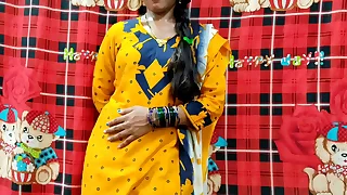 येलो ड्रेस पहनी नई भाभी को  अपने रूम बुलाकर पड़ोस ने चोदाडर्टी टॉक