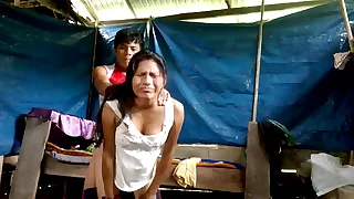 Primo del famoso tiktoker El Celar folla a escondidas con su novia make a faux pas condón