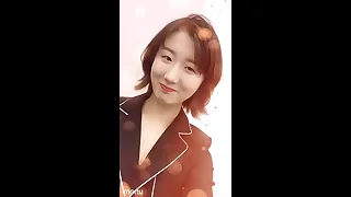 Giving Chinese finance notability analyst Dorrit Yaqi sucking my cock