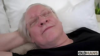 It’s time to Fuck Grandpa! Isabella Both fucks OldHans