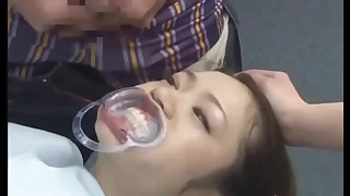 Dentista japonés