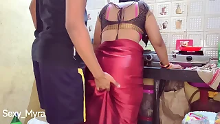 Desi bhabhi got fucked yon kichen very hard