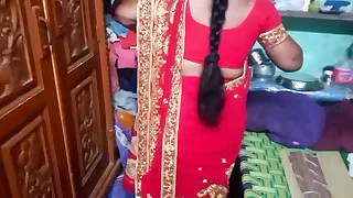 Desi beauty housewife sary changing in home