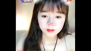 Em gái hot Uplive xinh xắn