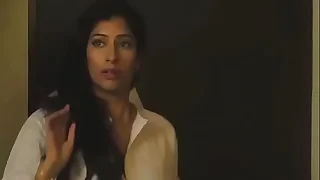 Romantic B Grade Movie Girl with exact curves