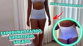 Experimentando Shortinho SOCADO  JOI  Gozando no PAU GROSSO
