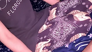 Bhabhi came to brotherinlaws room and got fucked all sunless