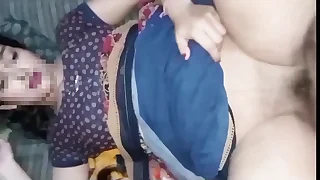 Desi bhabhi fun involving swain anon her husband went to office Indian xxx video in hindi voice